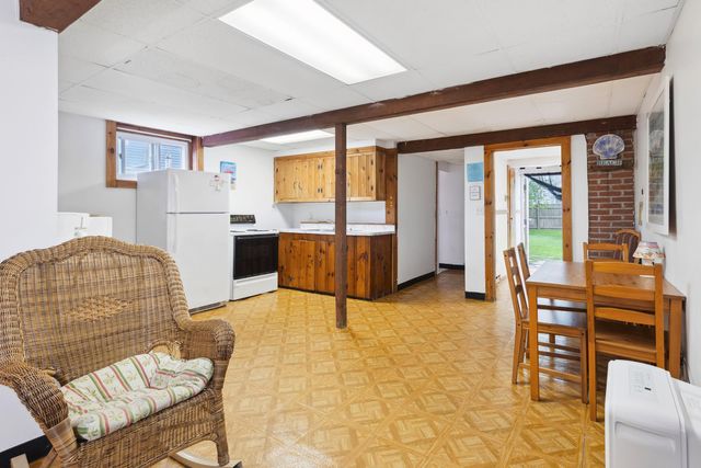 13 Ocean Boulevard, Hampton, NH 03842