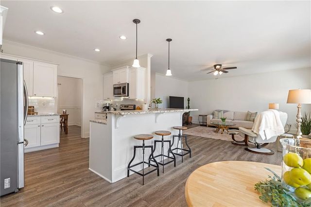 5234 Laurel Lane, Gainesville, GA 30506