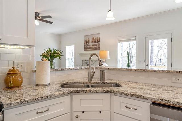 5234 Laurel Lane, Gainesville, GA 30506