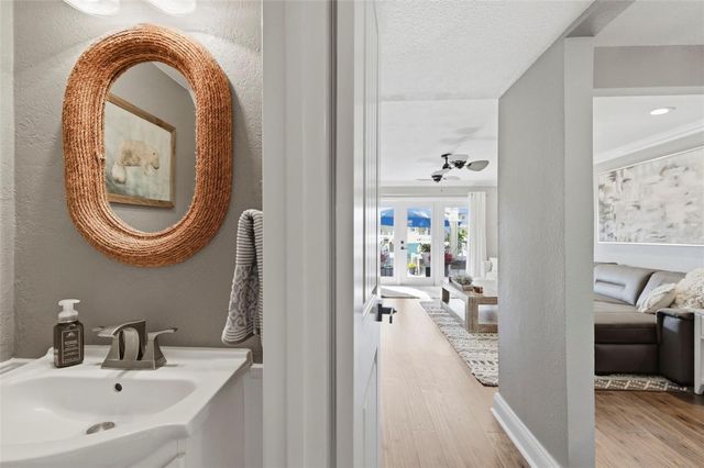 4751 COQUINA KEY DRIVE SE, St Petersburg, FL 33705