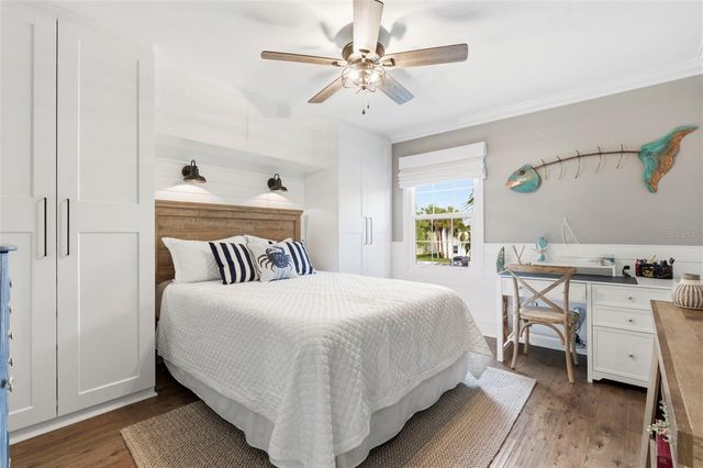 4751 COQUINA KEY DRIVE SE, St Petersburg, FL 33705