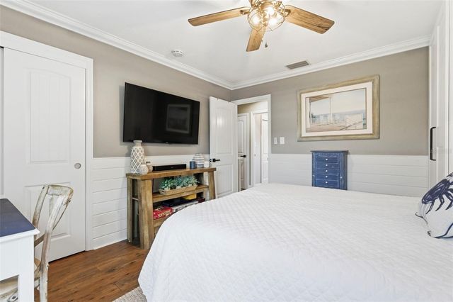 4751 COQUINA KEY DRIVE SE, St Petersburg, FL 33705