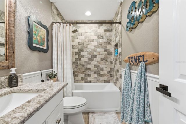 4751 COQUINA KEY DRIVE SE, St Petersburg, FL 33705