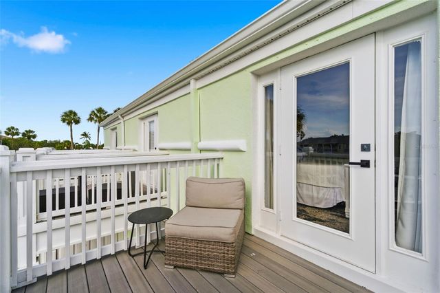 4751 COQUINA KEY DRIVE SE, St Petersburg, FL 33705