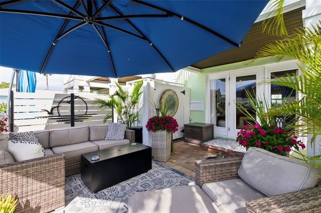 4751 COQUINA KEY DRIVE SE, St Petersburg, FL 33705