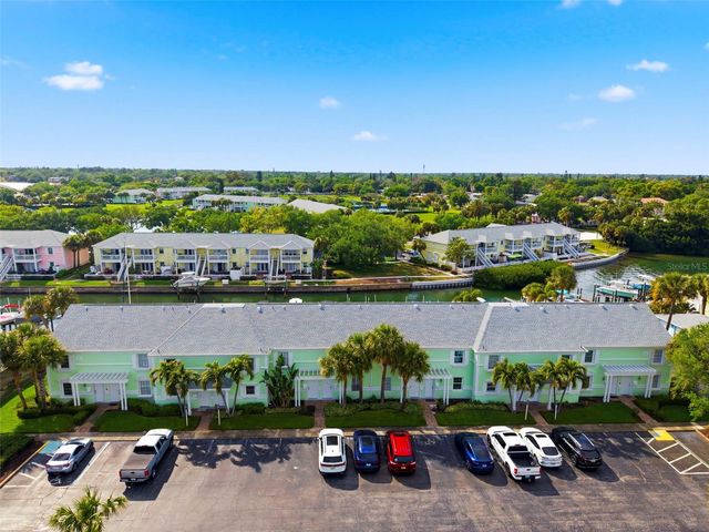 4751 COQUINA KEY DRIVE SE, St Petersburg, FL 33705