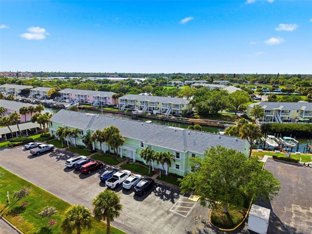 4751 COQUINA KEY DRIVE SE, St Petersburg, FL 33705