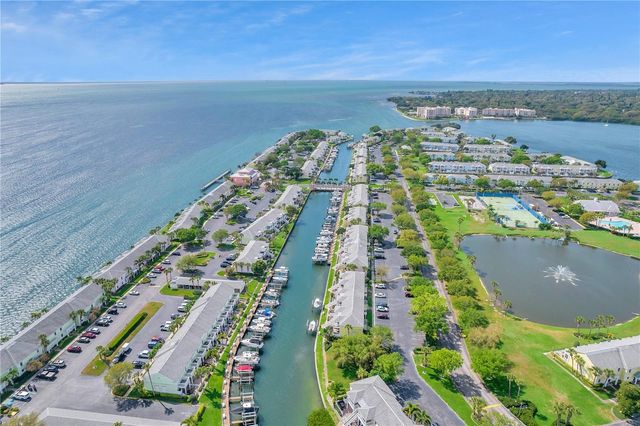 4751 COQUINA KEY DRIVE SE, St Petersburg, FL 33705
