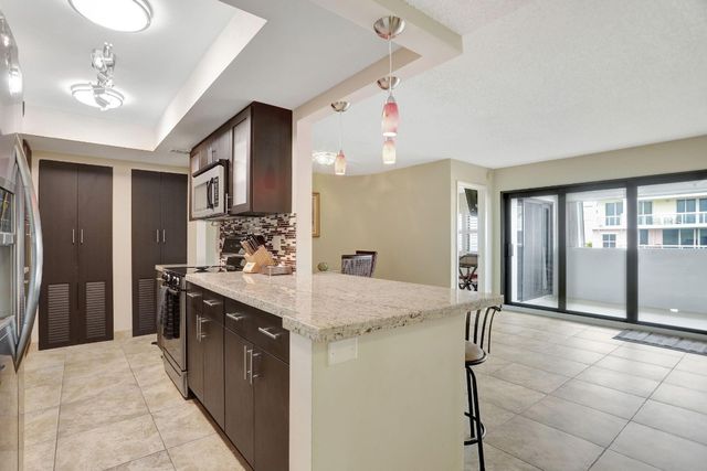 330 SE 20 Avenue 514, Deerfield Beach, FL 33441