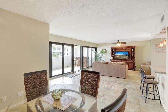 330 SE 20 Avenue 514, Deerfield Beach, FL 33441