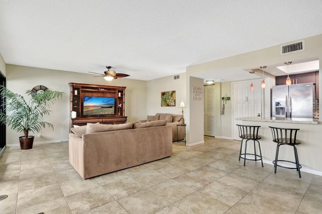 330 SE 20 Avenue 514, Deerfield Beach, FL 33441