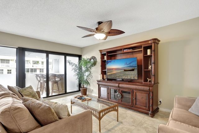 330 SE 20 Avenue 514, Deerfield Beach, FL 33441