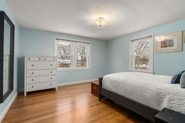 26 Jeffrey Road, Wayland, MA 01778