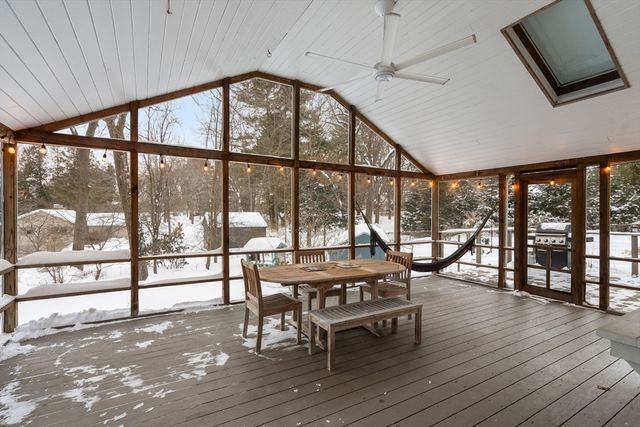 26 Jeffrey Road, Wayland, MA 01778