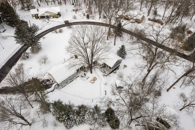 26 Jeffrey Road, Wayland, MA 01778