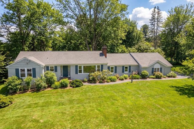 26 Jeffrey Road, Wayland, MA 01778