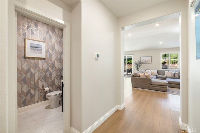 2770 Santa Fiora Drive, Corona, CA 92882