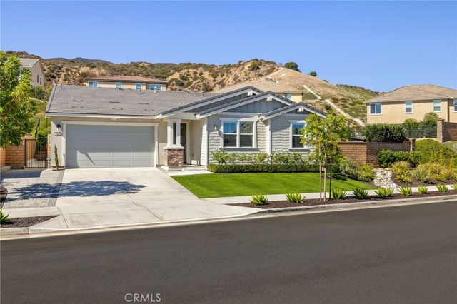 2770 Santa Fiora Drive, Corona, CA 92882