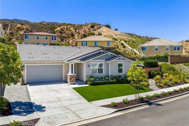 2770 Santa Fiora Drive, Corona, CA 92882