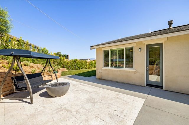 2770 Santa Fiora Drive, Corona, CA 92882