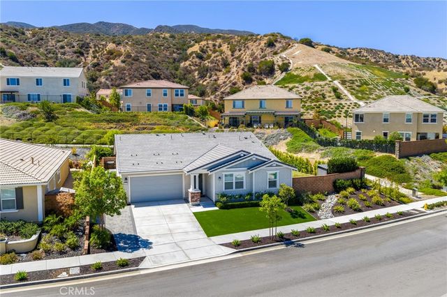 2770 Santa Fiora Drive, Corona, CA 92882