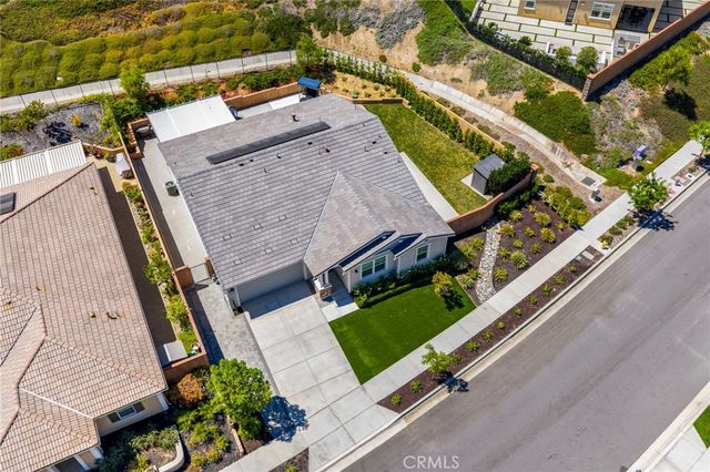 2770 Santa Fiora Drive, Corona, CA 92882