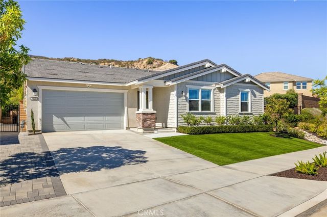 2770 Santa Fiora Drive, Corona, CA 92882