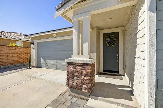 2770 Santa Fiora Drive, Corona, CA 92882
