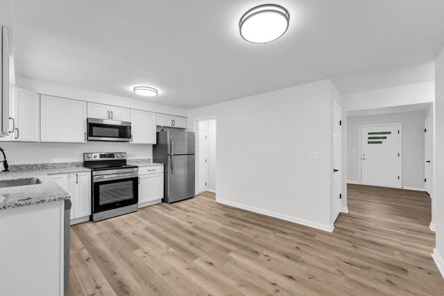 1716 W Grand AVENUE, Beloit, WI 53511
