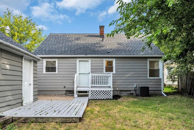 1716 W Grand AVENUE, Beloit, WI 53511