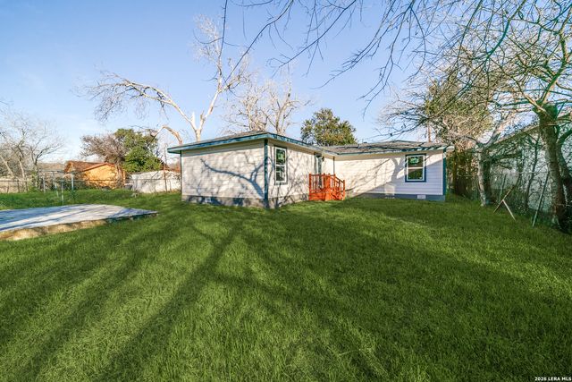 1414 Burleson, San Antonio, TX 78202