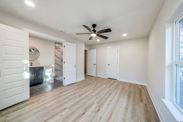 1414 Burleson, San Antonio, TX 78202