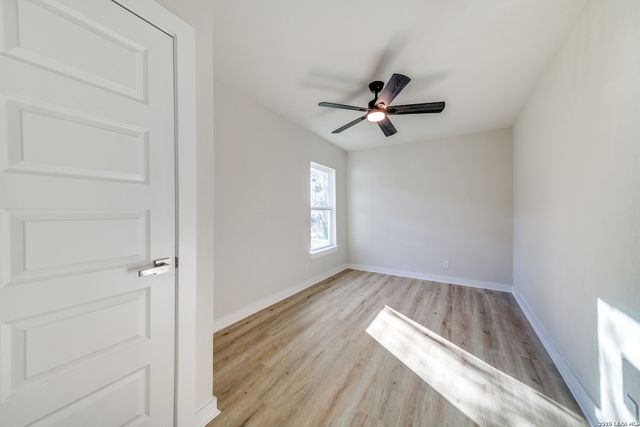 1414 Burleson, San Antonio, TX 78202