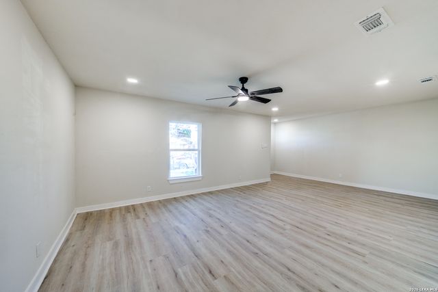 1414 Burleson, San Antonio, TX 78202