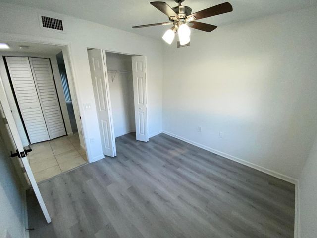3740 N JOG Road 106, West Palm Beach, FL 33411