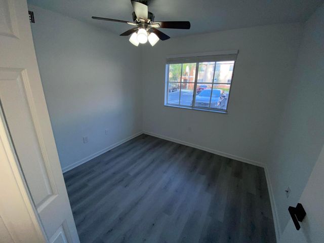 3740 N JOG Road 106, West Palm Beach, FL 33411