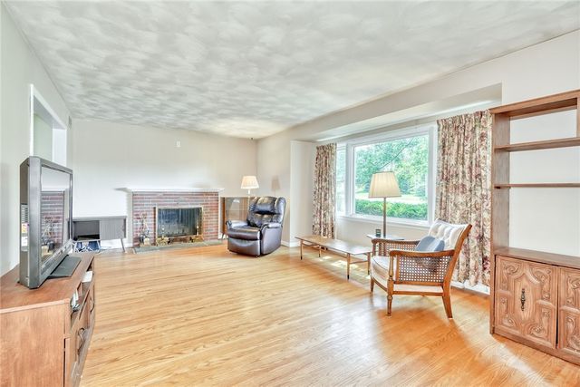 1108 State Road, Penfield, NY 14580