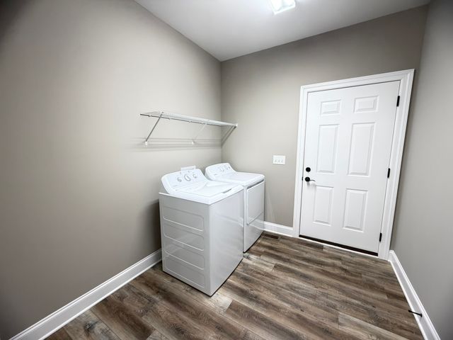 389 Colonial Dr, Winchester, TN 37398
