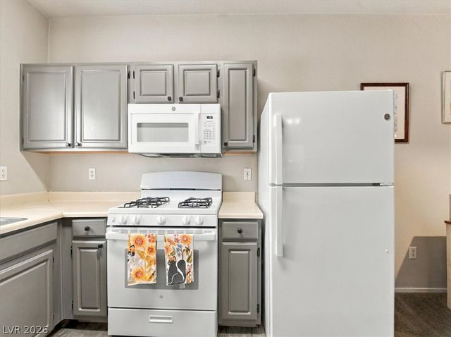 5655 East Sahara Avenue 1065, Las Vegas, NV 89142