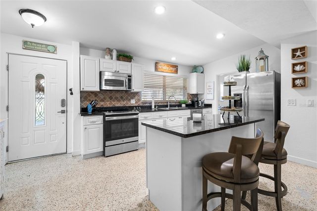 2600 W CORAL WAY, Daytona Beach, FL 32118