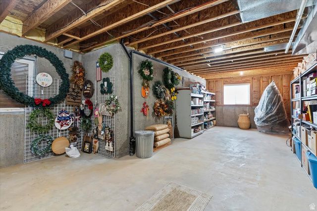 523 E 3600 N, North Ogden, UT 84414