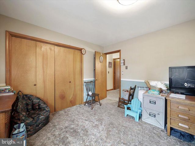 8750 OLDE SCOTLAND RD, Shippensburg, PA 17257