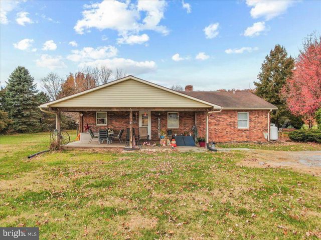 8750 OLDE SCOTLAND RD, Shippensburg, PA 17257