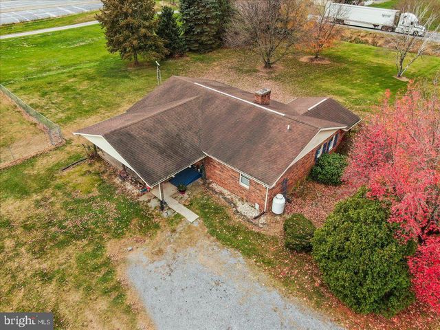 8750 OLDE SCOTLAND RD, Shippensburg, PA 17257