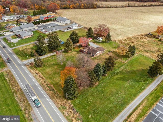 8750 OLDE SCOTLAND RD, Shippensburg, PA 17257