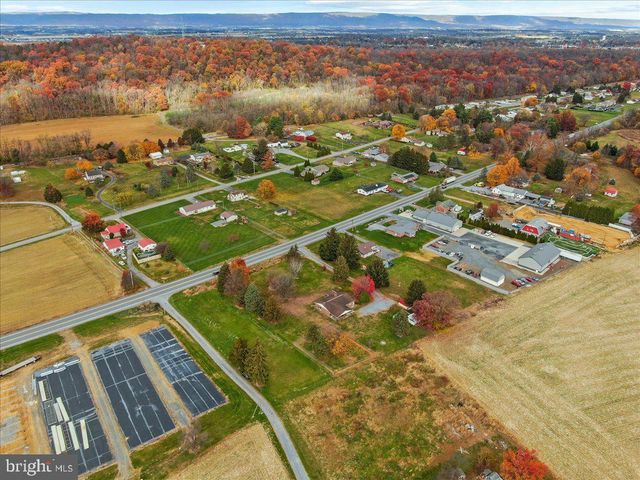 8750 OLDE SCOTLAND RD, Shippensburg, PA 17257
