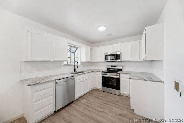 103 Cedar Street, Mannford, OK 74044
