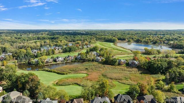 63 Burniah, Lake Orion, MI 48362