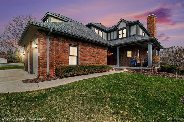 63 Burniah, Lake Orion, MI 48362