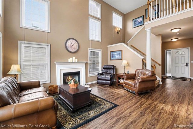 63 Burniah, Lake Orion, MI 48362